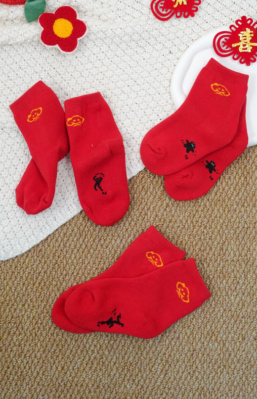💥【品牌直发】新年出行必备❗️银泰专柜💕【新年红系列】笑乐屋 秋冬保暖儿童袜A类婴幼儿级别❗本命年红色系列团😎 商品图2