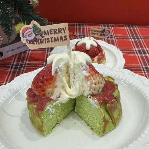 圣诞节草莓巴斯克 商品图1