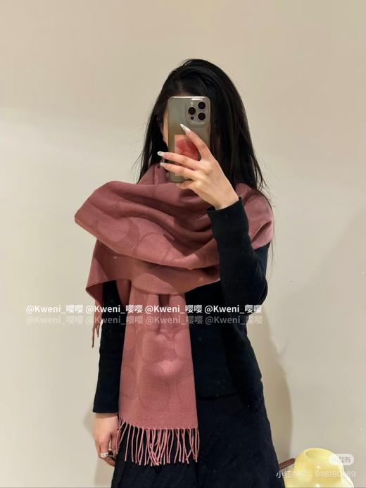 COACH 蔻驰 经典正老花花型披肩（dsx） 商品图3