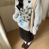 D121108韩系松弛感清新文艺穿搭手工花粗线针织毛衣女 商品缩略图5