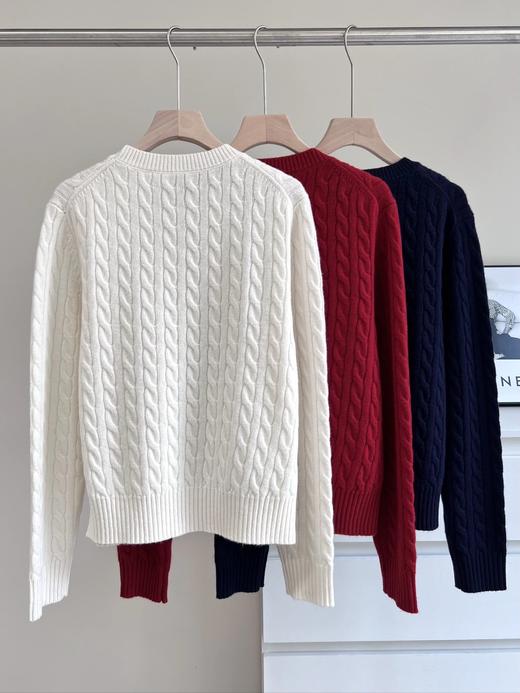 【高品质私服】【经典麻花编织毛衣】显白显瘦圆领款~甄选100%羊毛，纤维蓬松柔韧，亲肤性与保暖性兼备，摸起来是能感知到的细腻质感【无标出货 介意慎拍】WD 商品图10