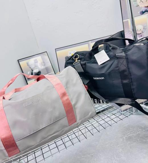D121153简约大容量主袋防水旅行袋手拎单肩斜挎健身包 商品图0