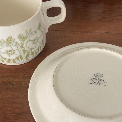 英国1970s Hornsea  Fleur鸢尾花大茶杯咖啡杯碟2pcs 商品图3
