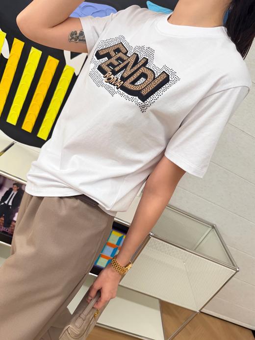 芬迪 新款烫钻T恤 (KX*MM) 商品图4