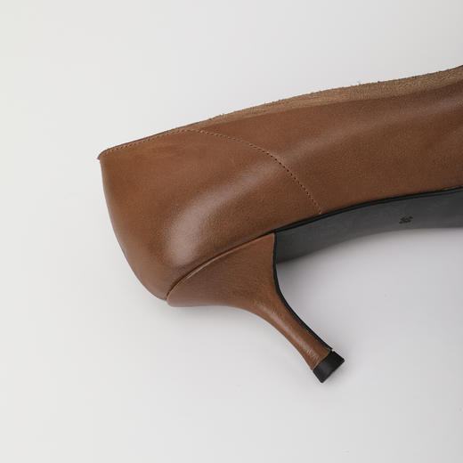 ROMI STUDIO头层蜡感擦色小牛皮羊皮方根尖头高跟鞋 RWDSP31668【跟高5.7cm左右】 商品图9