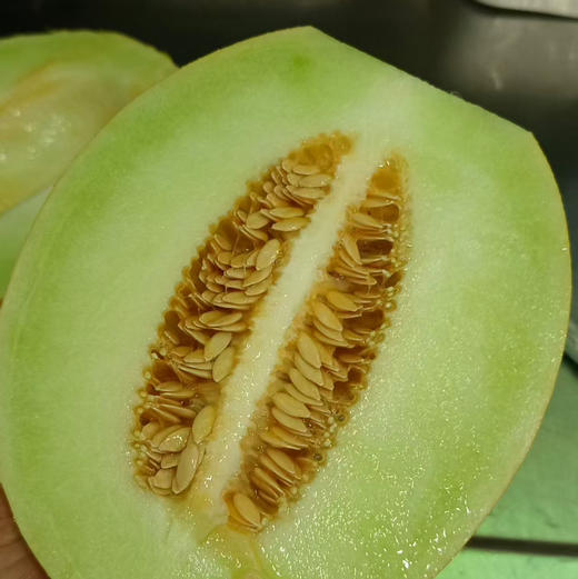 【嘎嘎好吃的佛罗蜜瓜】 黄皮 绿瓤 嘎嘎脆甜 爱吃脆甜瓜的强烈推荐[色]刚到的新货 商品图0