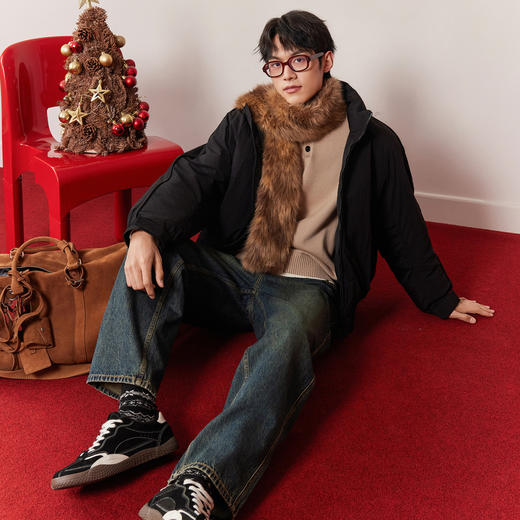 【三防】gxg.jeans男装 黑色微皱面料三防工装基础短款立领羽绒服 25年冬新品 商品图4