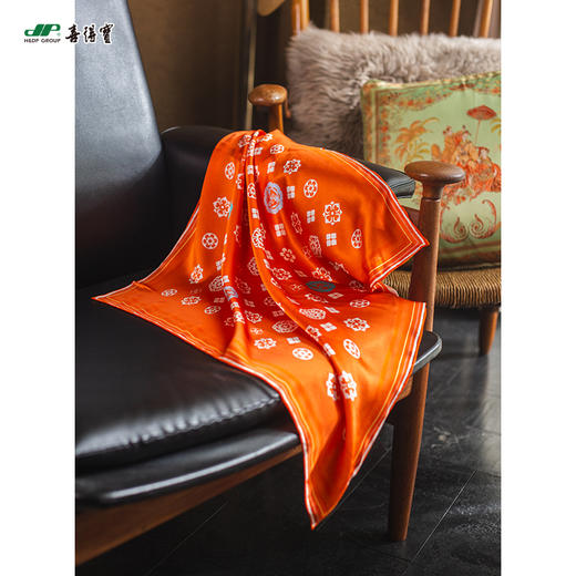 喜得宝宋韵芳华65cm*65cm 手工卷边桑蚕丝小方巾 商品图2