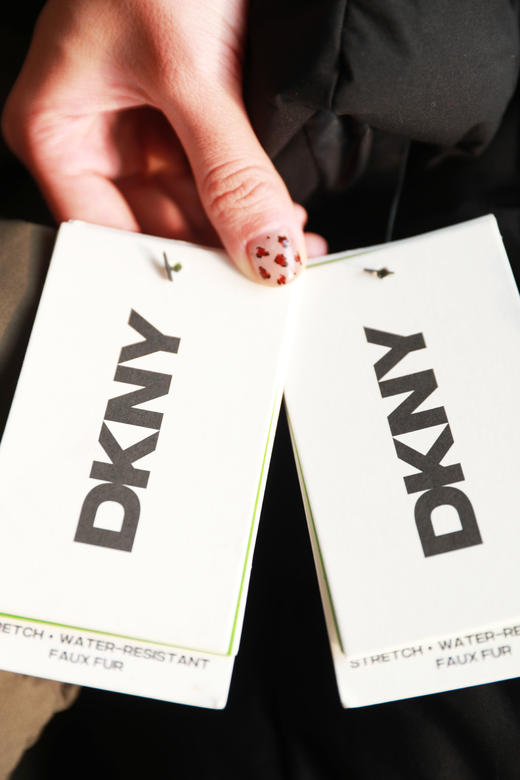 气质女神款！！又仙又欲の大毛领中长款风衣衍缝棉服外套A121268 商品图2