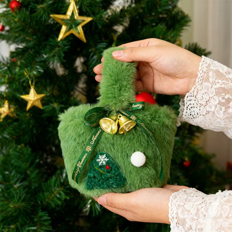 【氛围感神器❗️平安果毛绒袋】创意圣诞毛绒袋，毛绒材质手感柔软细腻，装满惊喜的铃铛礼物袋，饰品配饰用品铃铛创意平安夜diy袜子礼物袋QQ