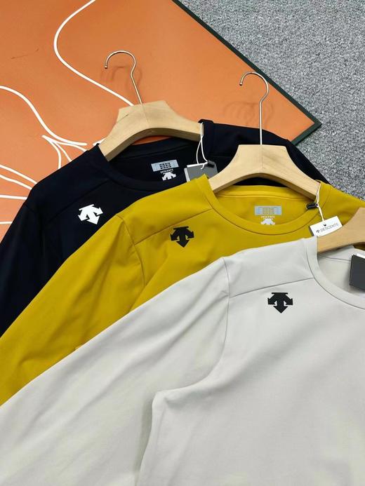 D121158户外休闲男女款圆领薄绒打底衫长袖上衣 商品图4