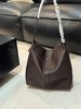 D121125慵懒松弛感小众设计头层牛皮腋下托特包水桶 商品缩略图2