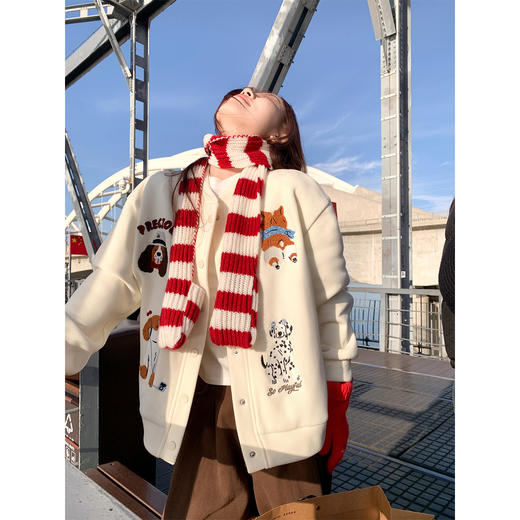 <曾小咸推荐>现货秒杀！微信超特价！！韩系重工植绒棒球服 日常229.99/件 立减90 秒杀139.99/件！！ 商品图1