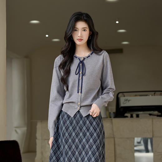 奢姿大码女装小香风针织开衫胖妹妹系带圆领短款毛衣纽扣长袖上衣 商品图0