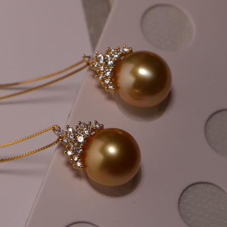 【甄珠贝】冰雪皇后款 浓金吊坠 12-13mm，正圆微微瑕，925纯银配件，面无暇，ji强光 商品图1