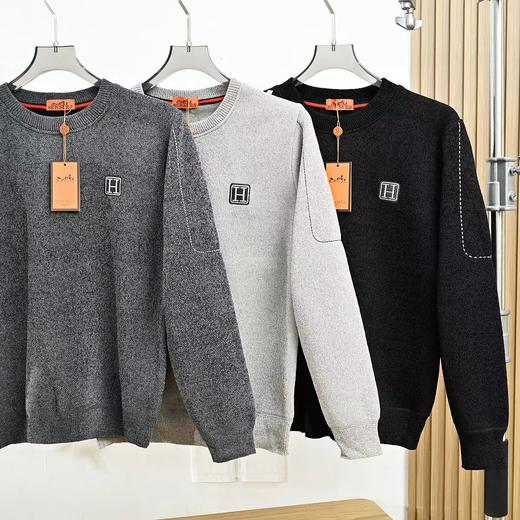 D121130秋冬加绒加厚设计胸前刺绣Logo圆领毛衣男款 商品图1