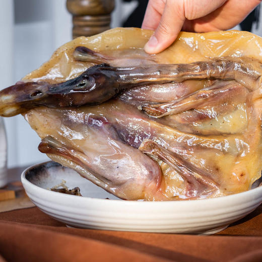 广式腊鸭减盐版（咸味）| 散养养殖120天麻鸭，传承技术腌制，腊制出的鸭腿透明发光，颜色艳丽，黄里透红，腊味醇厚。⭐️中通/圆通 商品图2