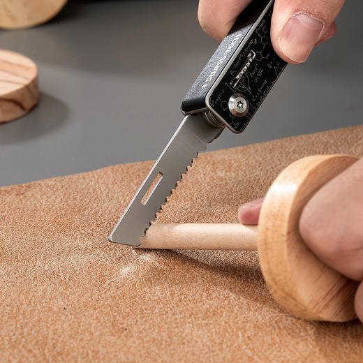 瑞士科技Swiss+Tech多功能军刀工具刀户外便携折叠剪刀随身小刀 商品图2