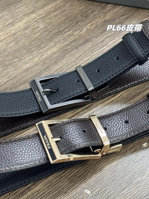 谱拉达PRADA男士双扣双面腰带，男士皮带礼盒装，一盒搭配2个可旋转扣头 商品图4