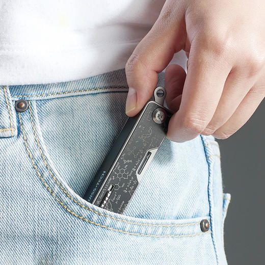 瑞士科技Swiss+Tech多功能军刀工具刀户外便携折叠剪刀随身小刀 商品图1