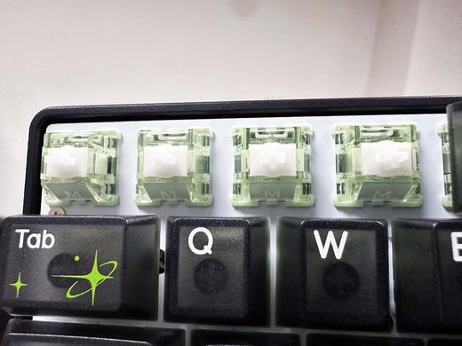 【WXXXTING同厂秀育代工  】61键热插拔RGB背光悬浮式磁轴键盘 商品图1