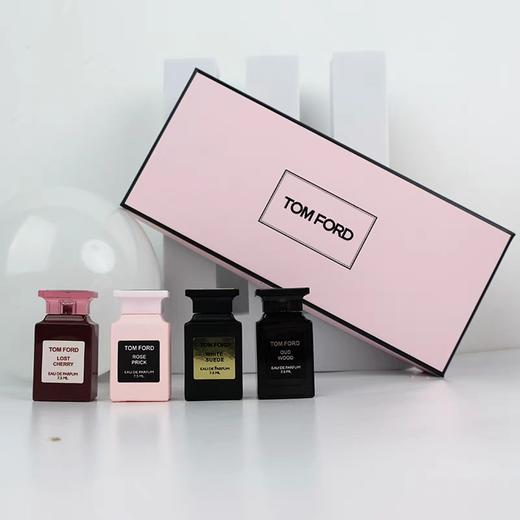 送礼袋【TF香水四件套礼盒7.5ml*4】 失落樱桃荆刺玫瑰乌木沉香白she香 一般贸易 商品图8