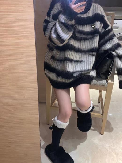 D121107新款糕级慵懒感马海毛圆领毛衣情侣款 商品图3