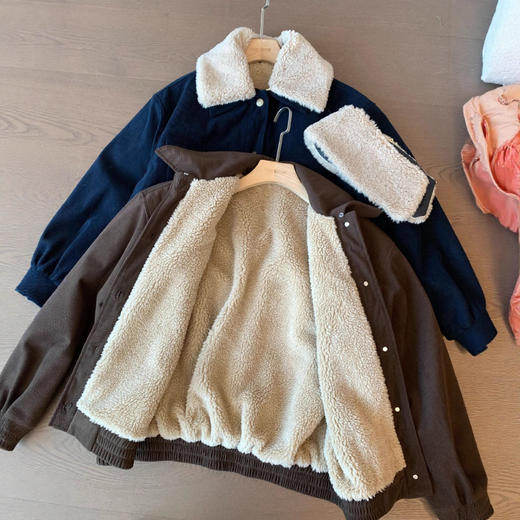 韩女范儿！2025磨绒灯芯绒工艺宽松小短款可拆卸毛领灯芯绒外套！ 商品图3