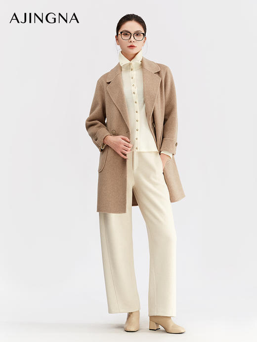 【商场同款】阿菁娜冬季新款经典双排扣大衣宽松中长款弧形贴袋设计A30D511101 商品图4