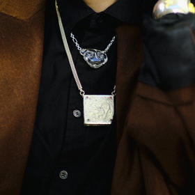 尼泊尔纯手工錾刻龙盒子项链