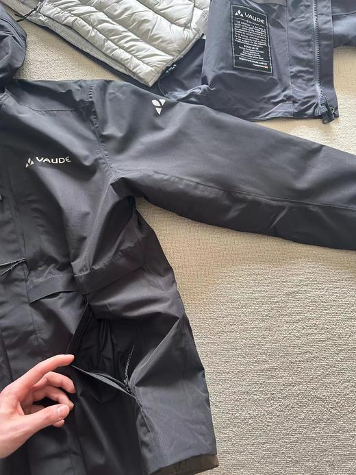 D121111男士户外冲锋衣防风防水保暖三合一羽绒服 商品图7