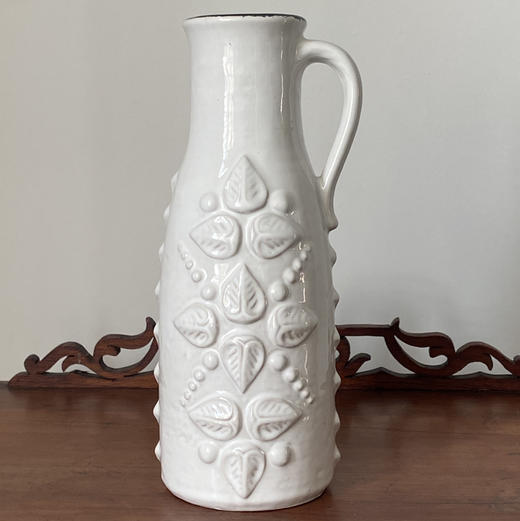 西德Carsten Tonnieshof白色手工花瓶 浮雕单耳 B0294 商品图0