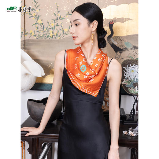 喜得宝宋韵芳华65cm*65cm 手工卷边桑蚕丝小方巾 商品图1