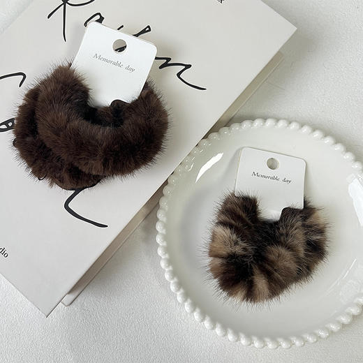 秋冬毛绒对装发圈女气质扎头发绳高弹力-纪念日百货门店同款167747860 商品图1
