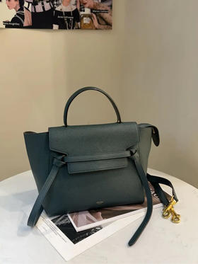 Celine 鲶鱼 Micro 墨绿色 斜挎包