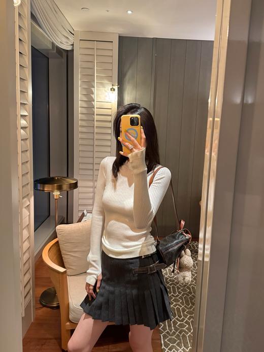 芬迪 25年新品 基础款弹力打底衫(KX*MM) 商品图0