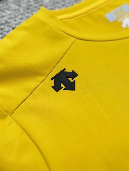 D121158户外休闲男女款圆领薄绒打底衫长袖上衣 商品图12