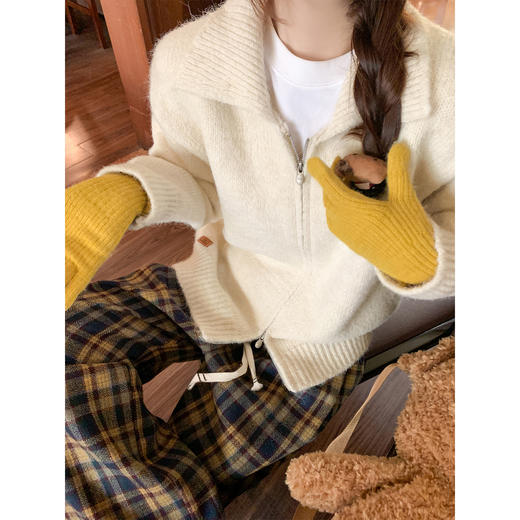 <曾小咸推荐>现货秒杀！微信超特价！韩系翻领拉链毛衣外套 日常189.99/件 立减90 秒杀99.99/件！！ 商品图2