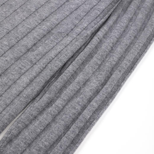 ROMI STUDIO“优雅舒适”100%羊毛坑条立体V领套头毛衫 RWDSS61819 商品图7