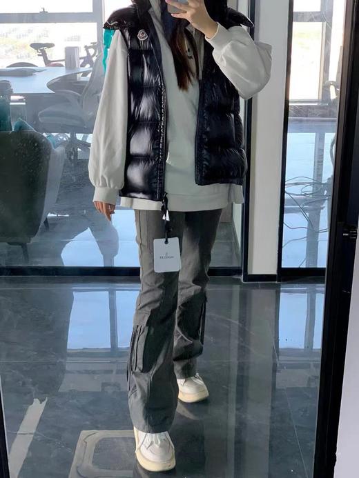 D121115胸口小标连帽男女同款情侣面包羽绒马甲 商品图4