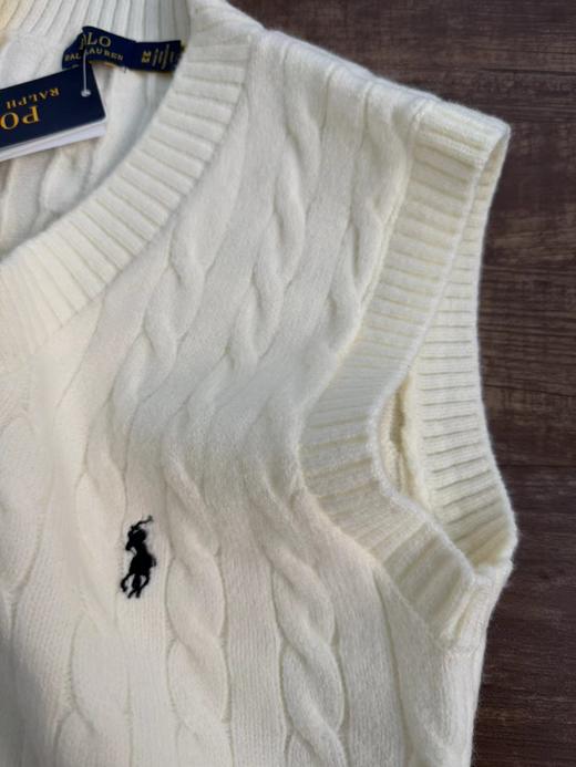 D121170绞花V领情侣针织复古毛衣马甲背心 商品图7