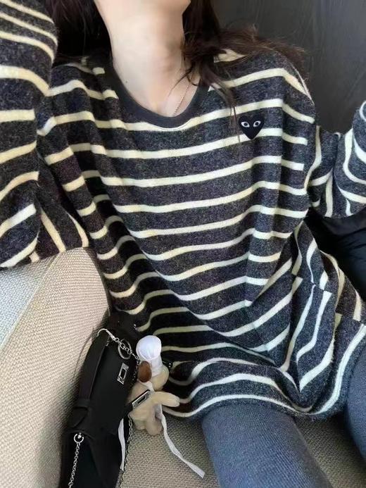 D121163超显瘦的撞色条纹兔绒加厚冬季长袖T恤 商品图5