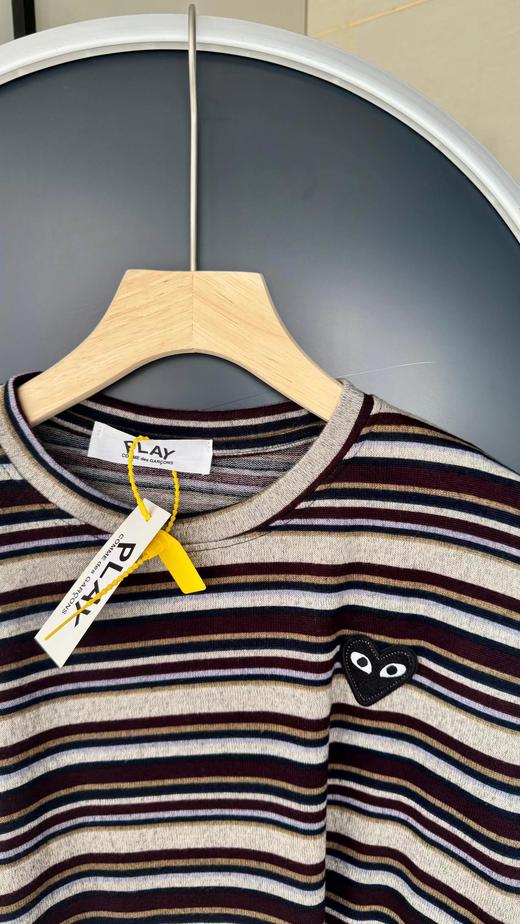 D121136胸前爱心刺绣条纹舒适透气圆领卫衣 商品图10