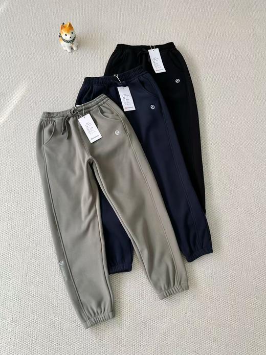 露露纳米绒情侣款高腰中长收口运动裤 商品图0