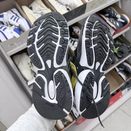 三叶草运动鞋329.90（线上线下同步销售，不一定有货，介意勿拍）576503-GY 商品图1