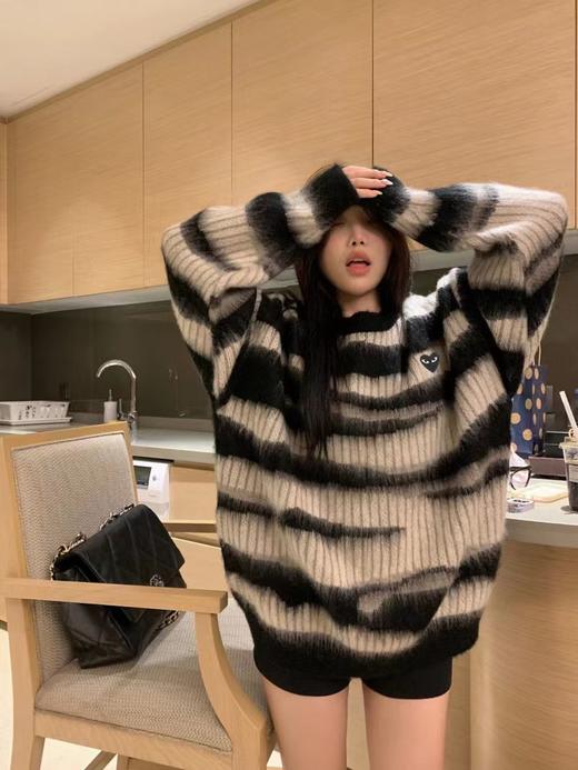 D121107新款糕级慵懒感马海毛圆领毛衣情侣款 商品图5