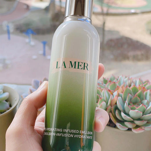 海蓝之谜两件套礼盒新款 （平衡油皮精粹水新款150ml+精粹乳125ml ）带礼盒礼品袋 焕透修复油皮精粹水清爽保湿紧致 商品图3