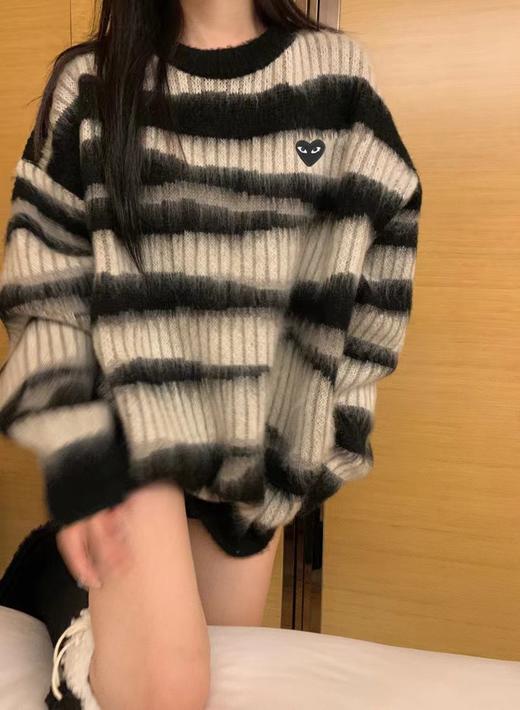 D121107新款糕级慵懒感马海毛圆领毛衣情侣款 商品图1