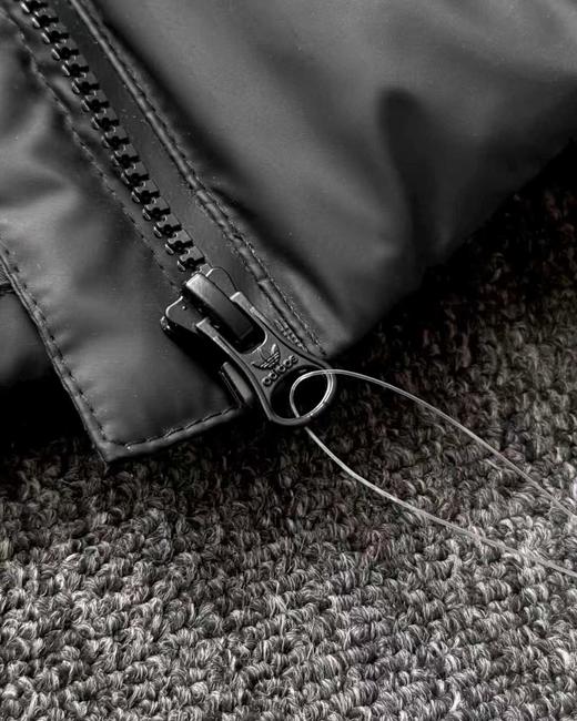 D121109可拆卸保暖运动连帽含羽绒外套男女同款羽绒服 商品图8