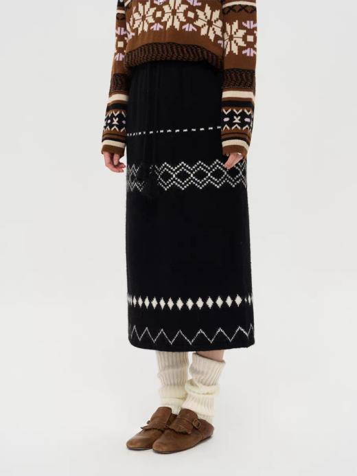 local tag/lt25awk51/流苏香草荚 毛线系带提花含羊毛针织半裙 商品图1